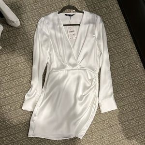 White Mini Long sleeve dress